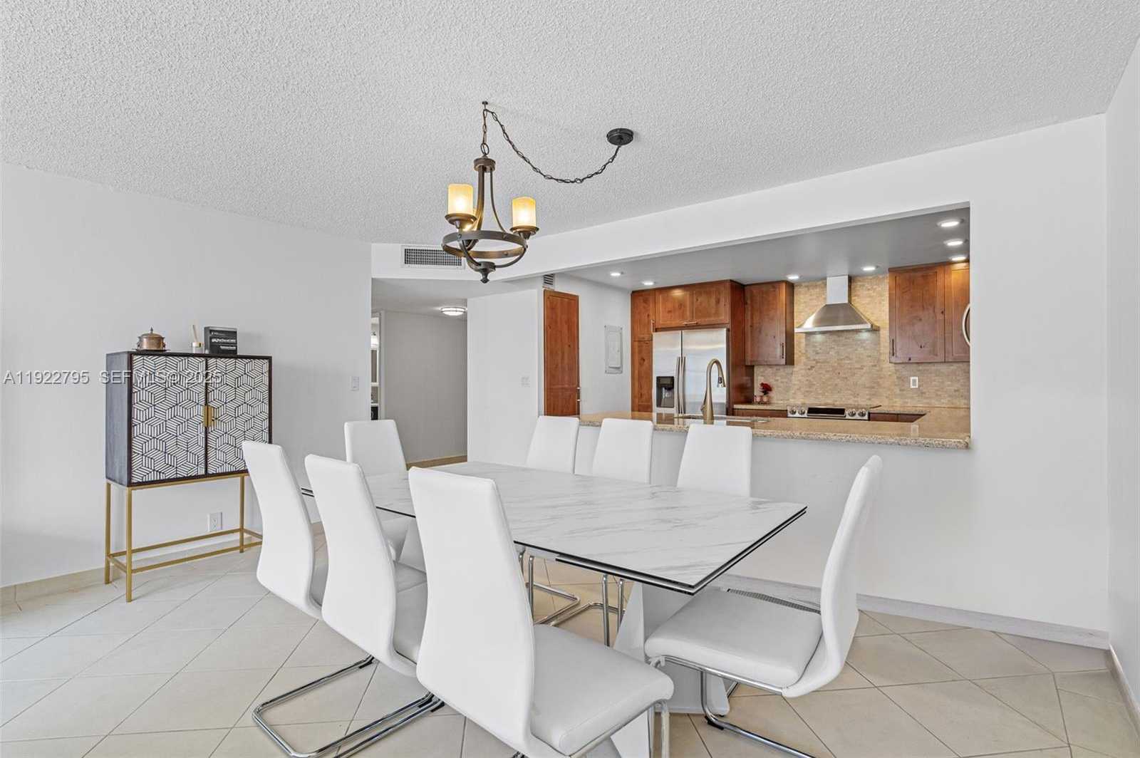 Small Image of 1865 BRICKELL AVE #A1013, Miami Number 9