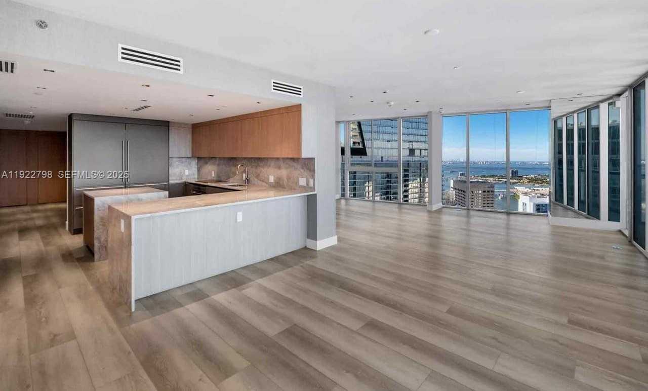 Small Image of 465 BRICKELL AVE #5701, Miami Number 30