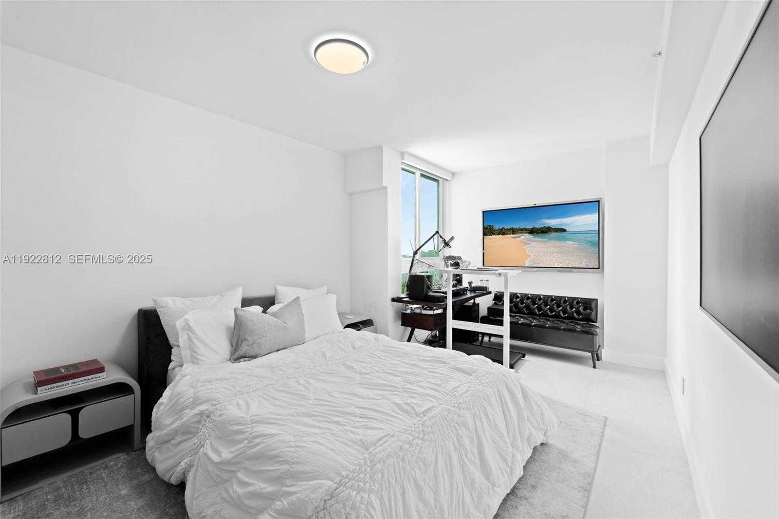 Small Image of 2127 BRICKELL AVE #3005, Miami Number 19