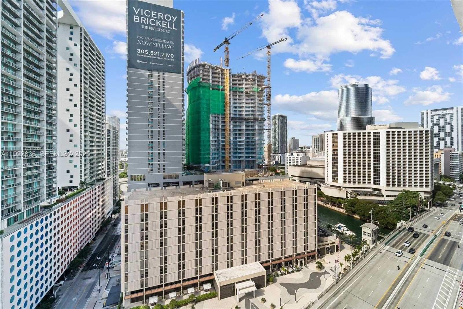 Small Image of 485 BRICKELL AVE #1907, Miami Number 8