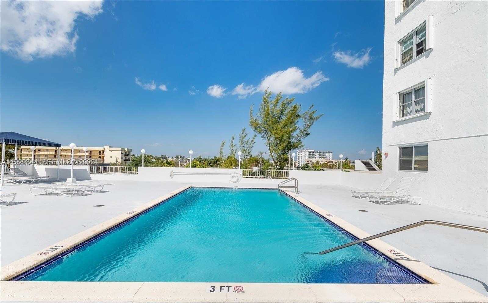Small Image of 6900 BAY DR #7A, Miami Beach Number 32
