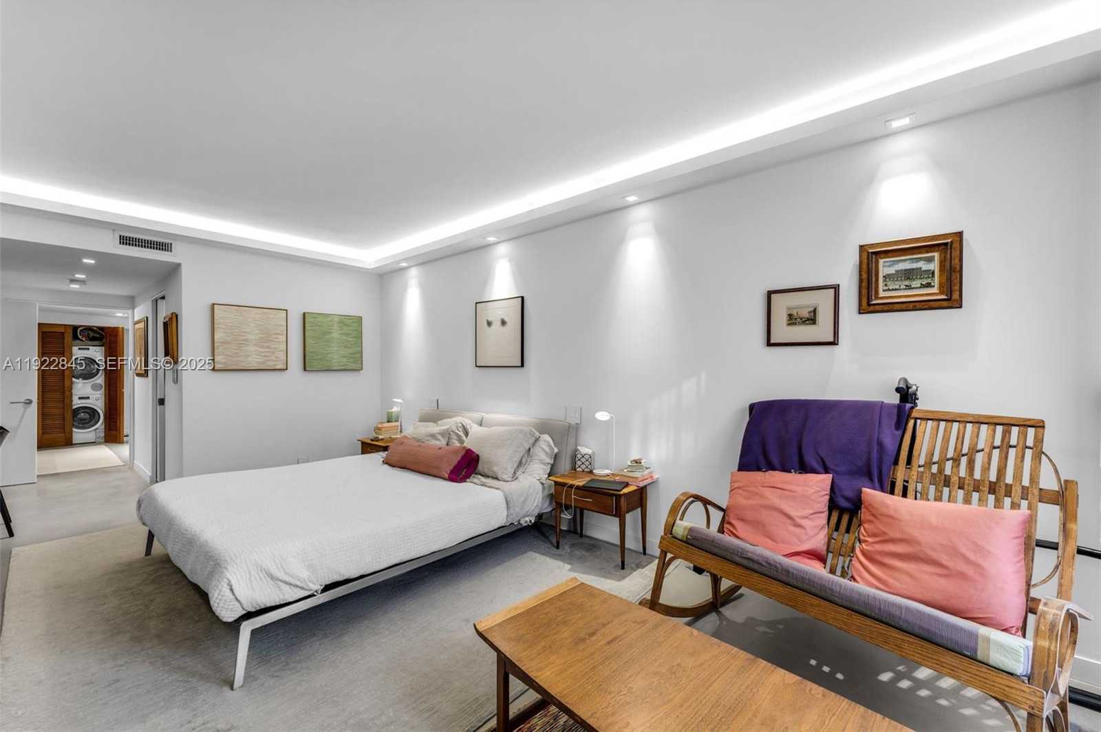 Imagen de Pequeño Objeto