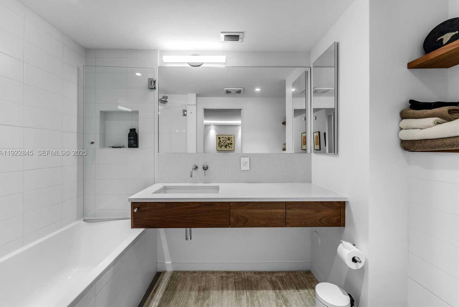 Imagen de Pequeño Objeto