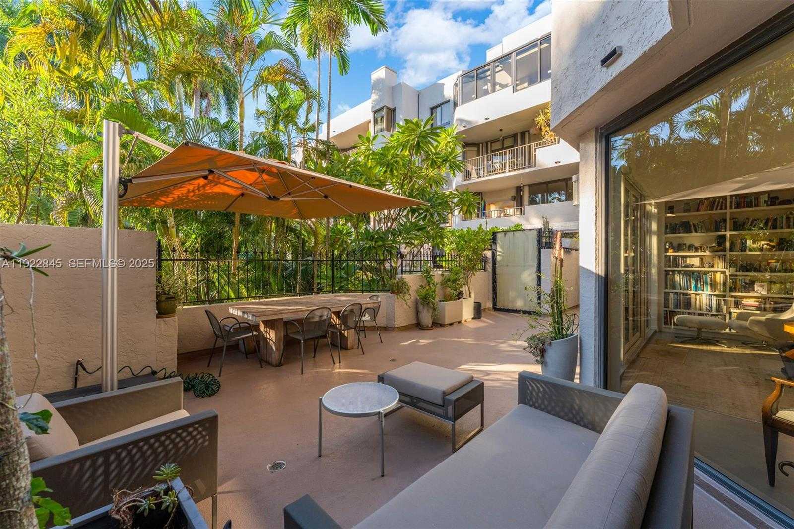 Imagen de Pequeño Objeto