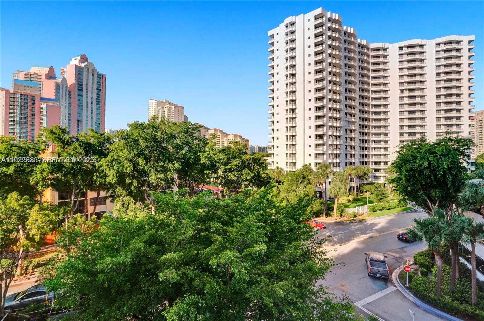 Imagen de Pequeño Objeto