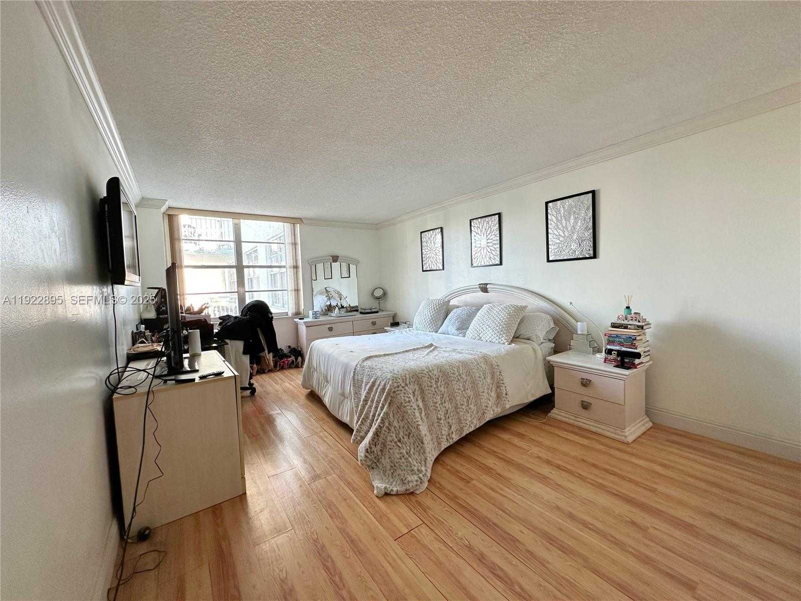 Small Image of 301 174TH ST #2201, Sunny Isles Beach Number 11