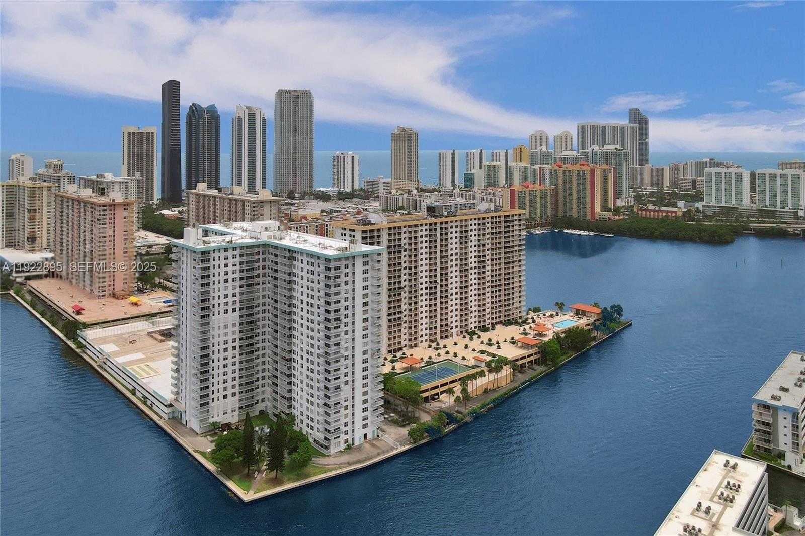 Small Image of 301 174TH ST #2201, Sunny Isles Beach Number 2