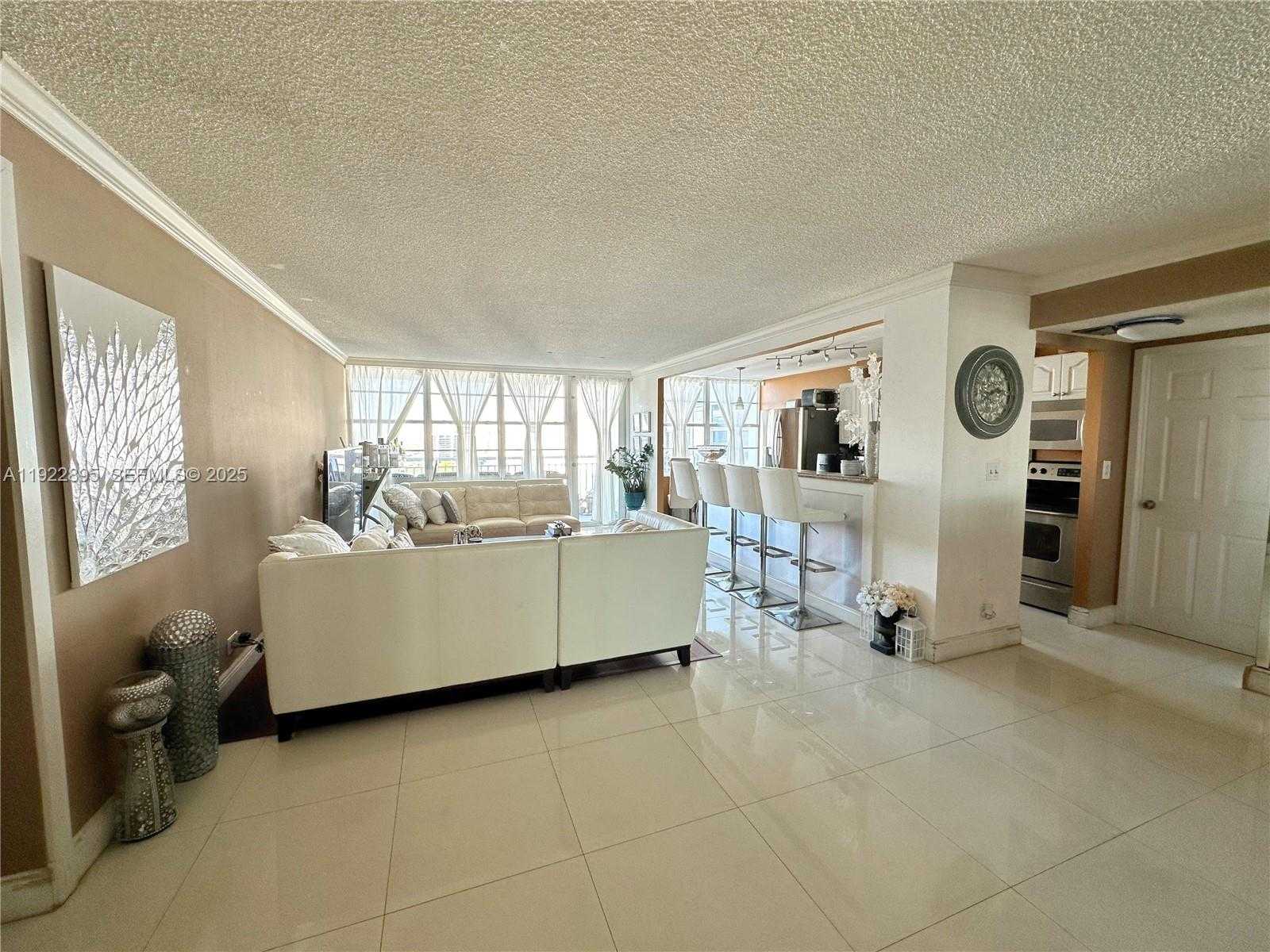 Small Image of 301 174TH ST #2201, Sunny Isles Beach Number 5