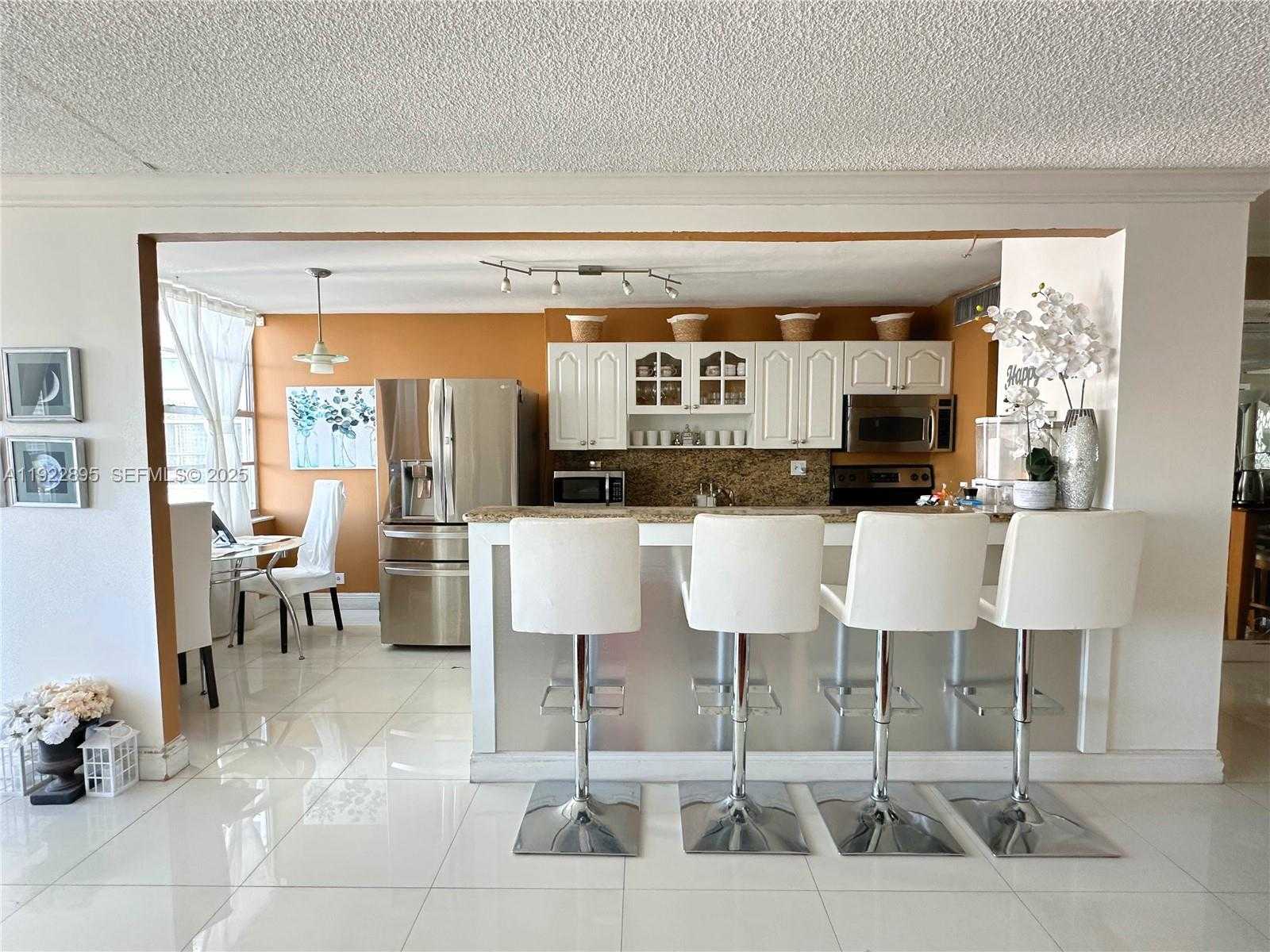 Small Image of 301 174TH ST #2201, Sunny Isles Beach Number 7
