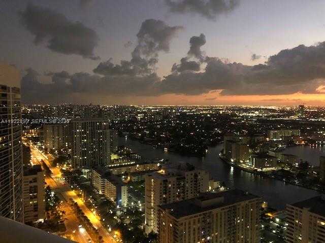 Small Image of 1800 SOUTH OCEAN DR #LP4206, Hallandale Beach Number 2