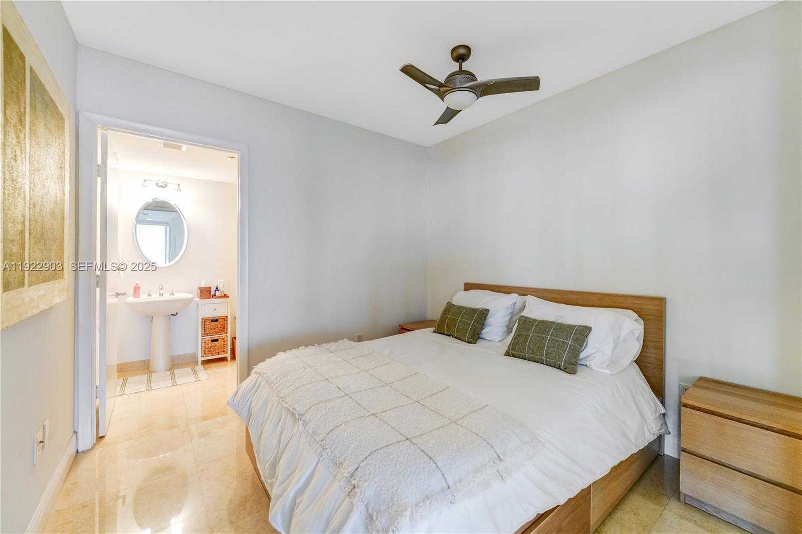 Small Image of 1830 SOUTH OCEAN DR #3002, Hallandale Beach Number 19