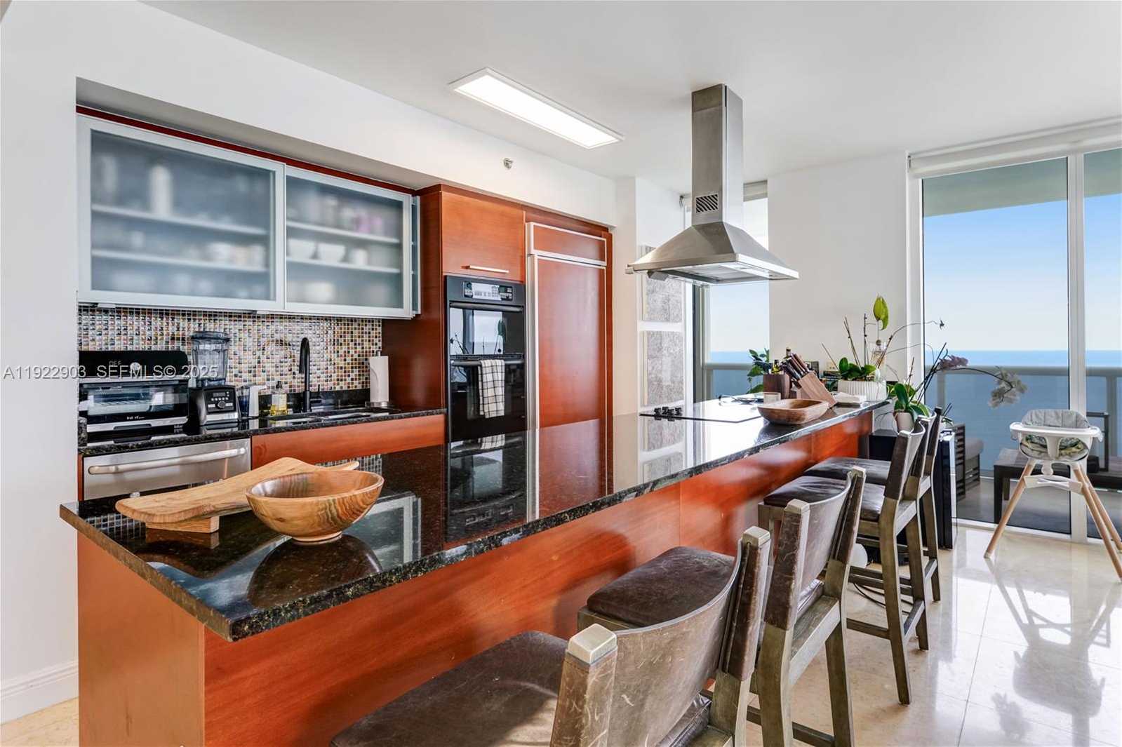 Small Image of 1830 SOUTH OCEAN DR #3002, Hallandale Beach Number 7