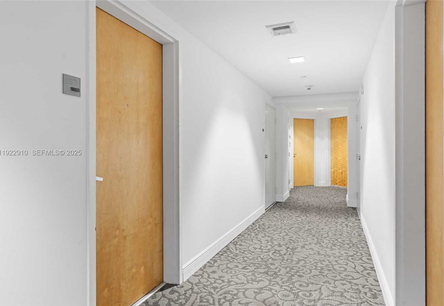 Small Image of 350 SOUTH MIAMI AVE #1803, Miami Number 5