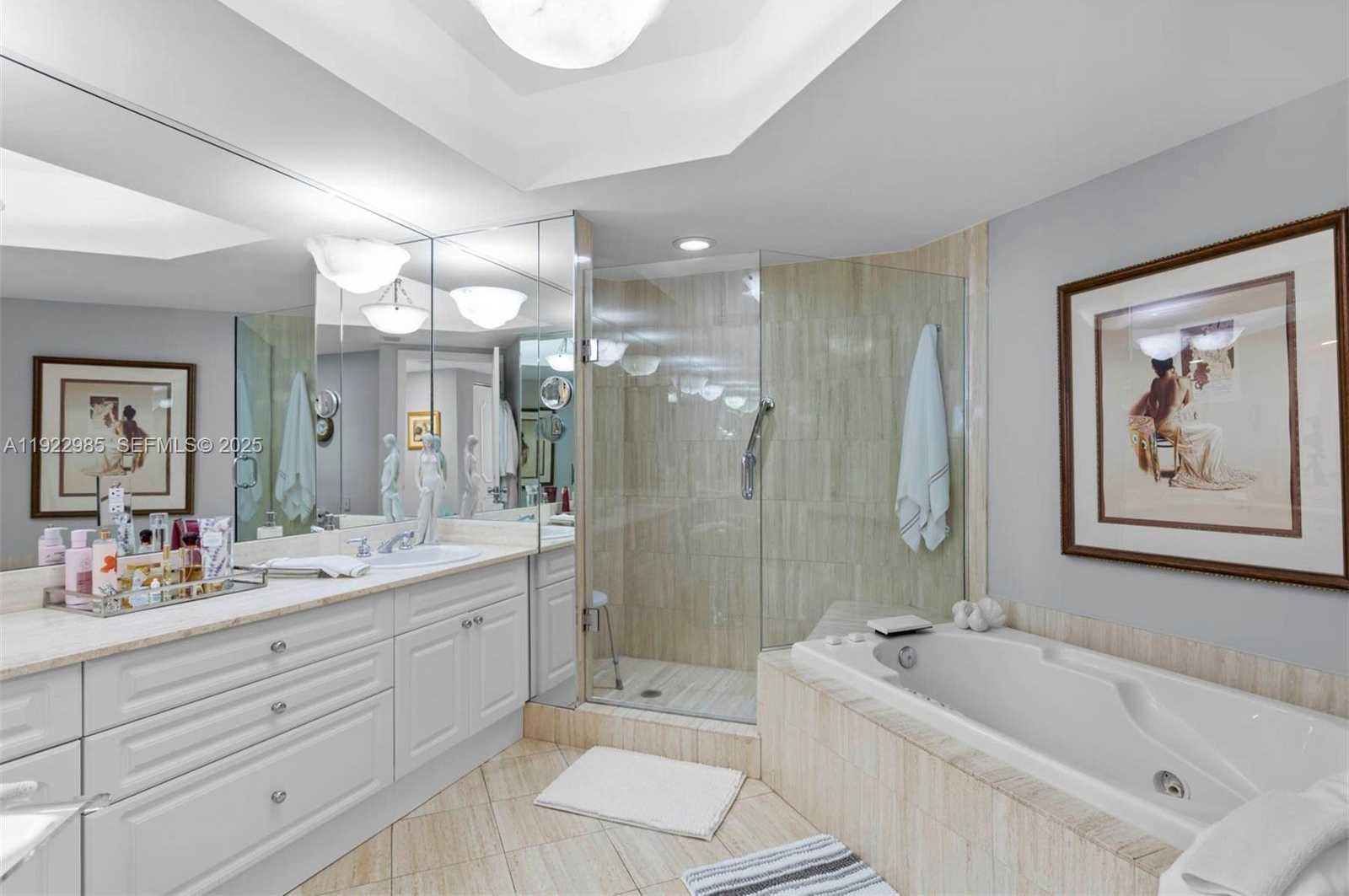 Small Image of 21205 YACHT CLUB DR #2403, Aventura Number 20