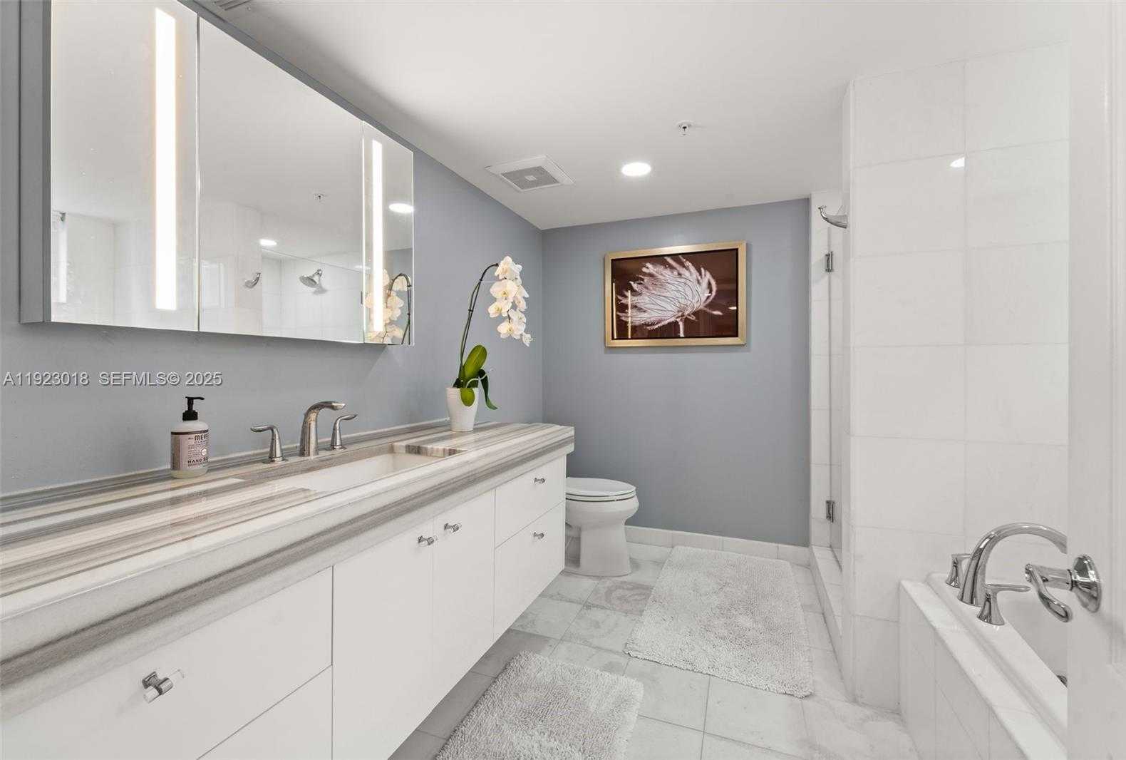 Small Image of 1900 SUNSET HARBOUR DR #2115, Miami Beach Number 14