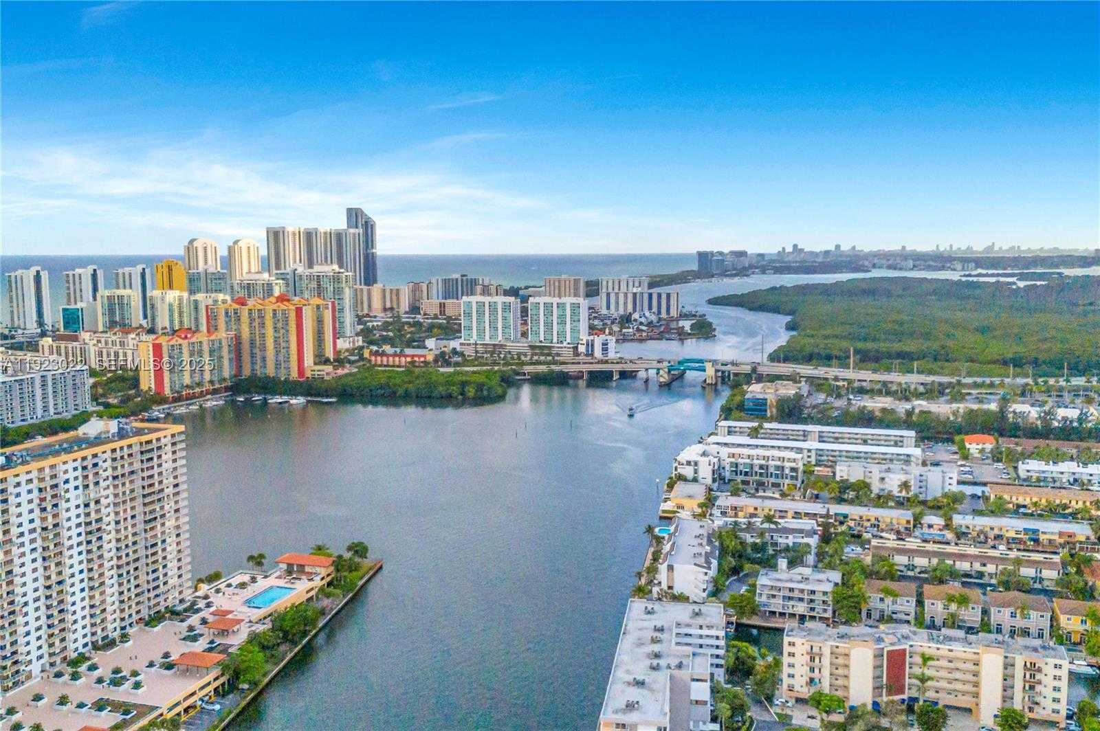 Small Image of 301 174TH ST #820, Sunny Isles Beach Number 26