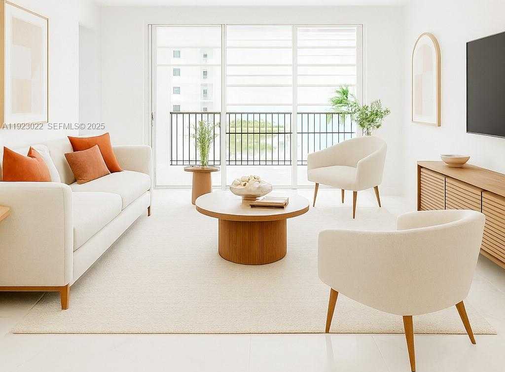 Small Image of 301 174TH ST #820, Sunny Isles Beach Number 3