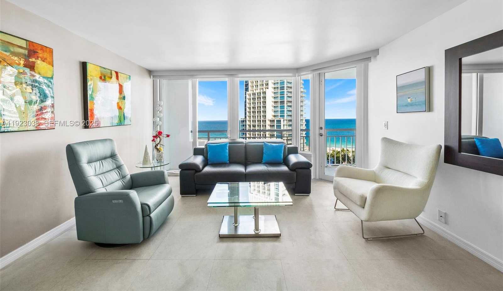 Small Image of 400 SOUTH POINTE DR #2208, Miami Beach Number 3