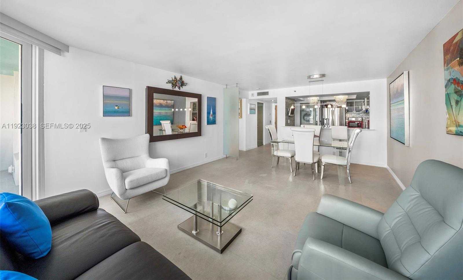 Small Image of 400 SOUTH POINTE DR #2208, Miami Beach Number 5