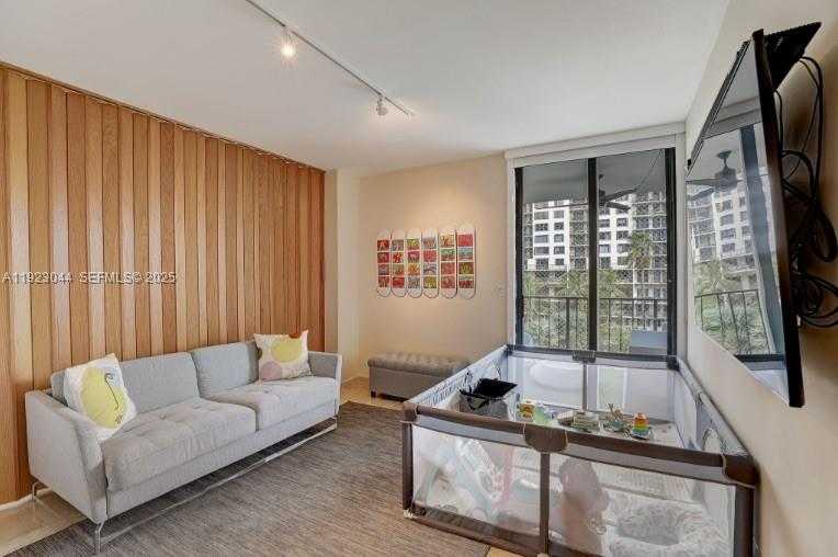 Small Image of 520 BRICKELL KEY DR #A604, Miami Number 58