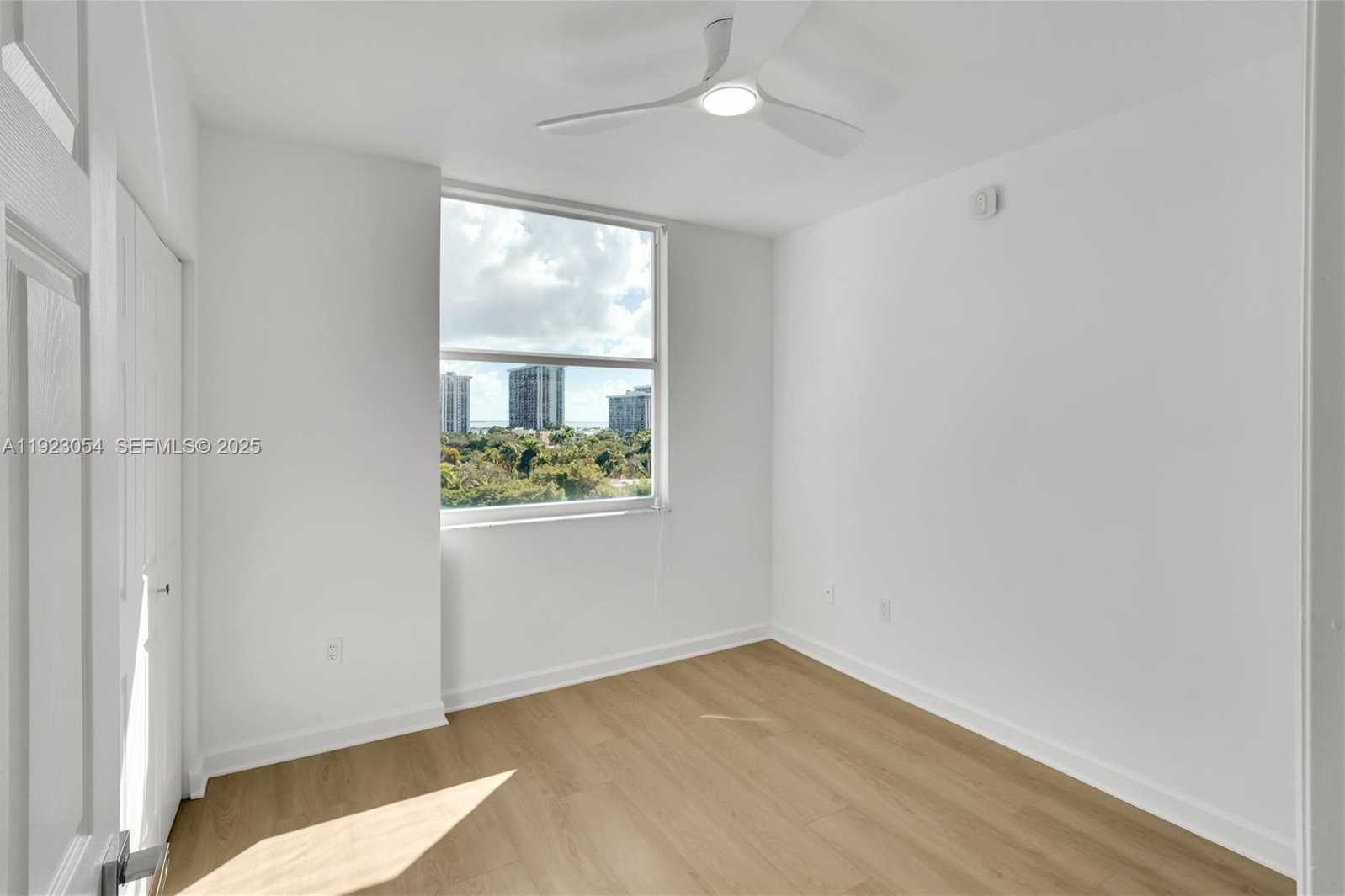 Small Image of 1723 SOUTH WEST 2ND AVE #909, Miami Number 14