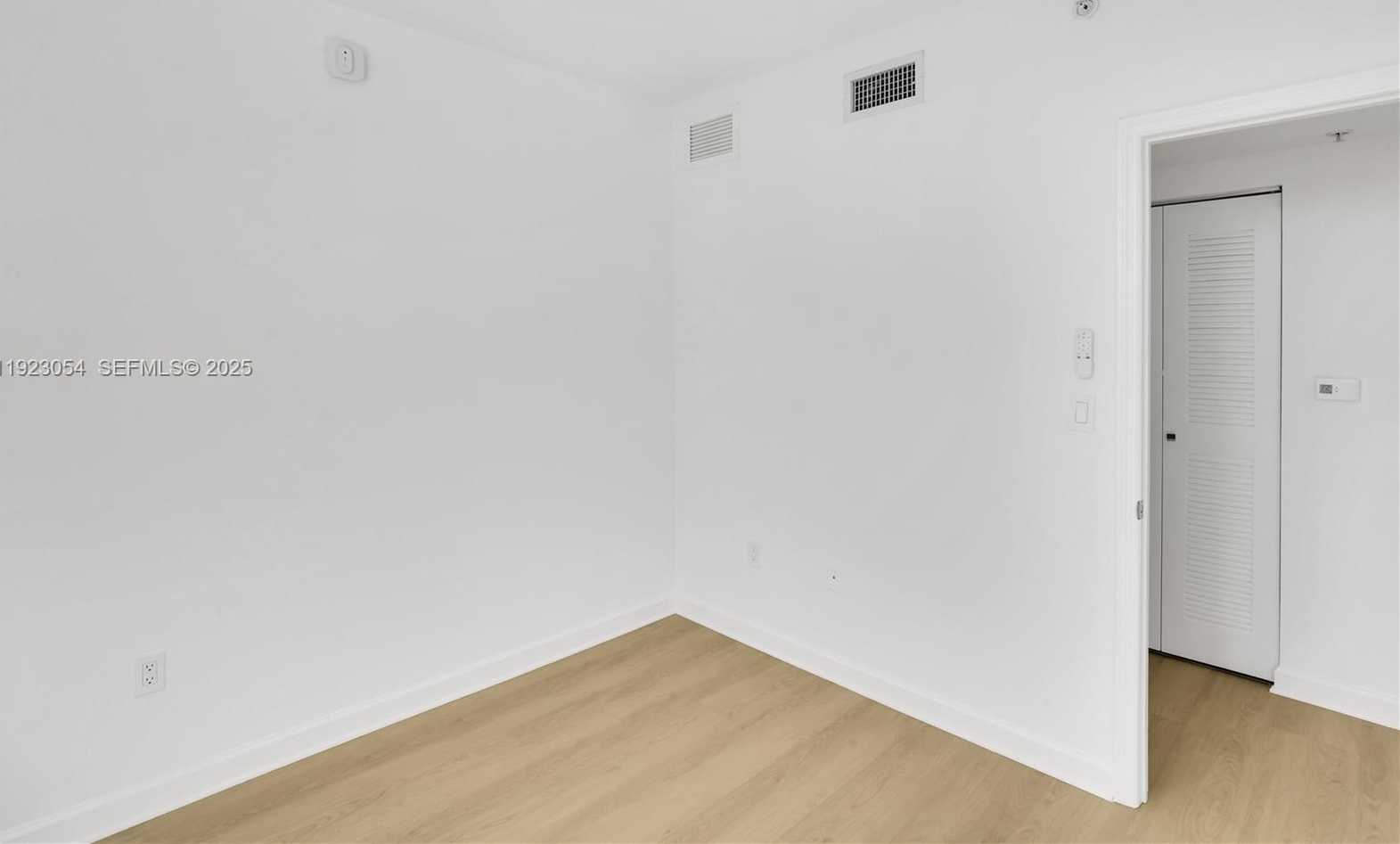 Small Image of 1723 SOUTH WEST 2ND AVE #909, Miami Number 17