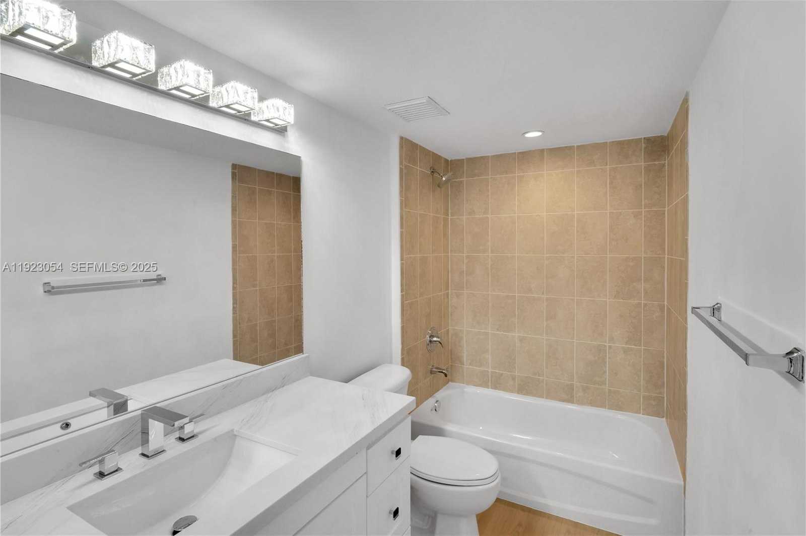 Small Image of 1723 SOUTH WEST 2ND AVE #909, Miami Number 18