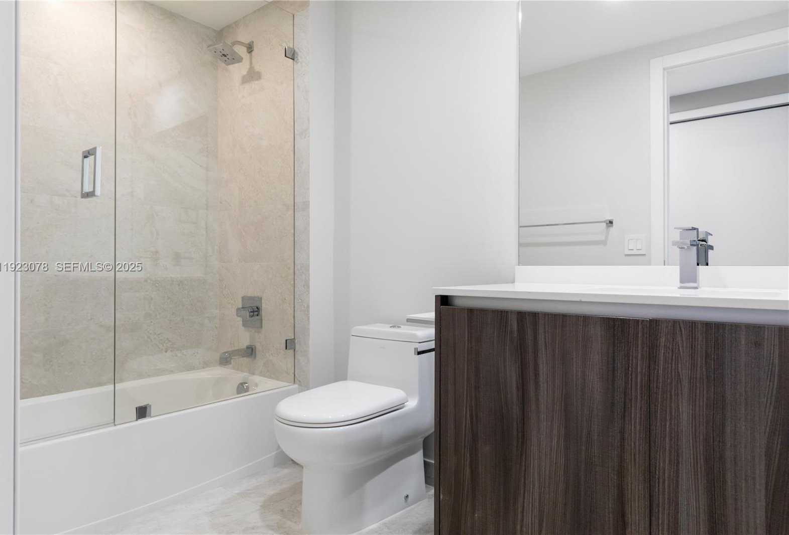 Small Image of 488 NORTH EAST 18TH ST #5012, Miami Number 19