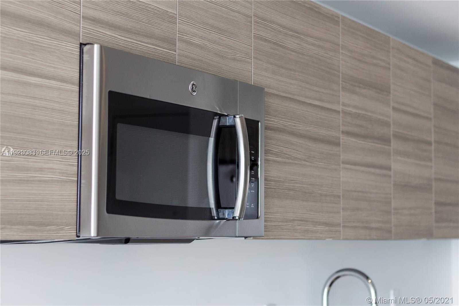 Small Image of 121 NORTH EAST 34TH ST #1604, Miami Number 4