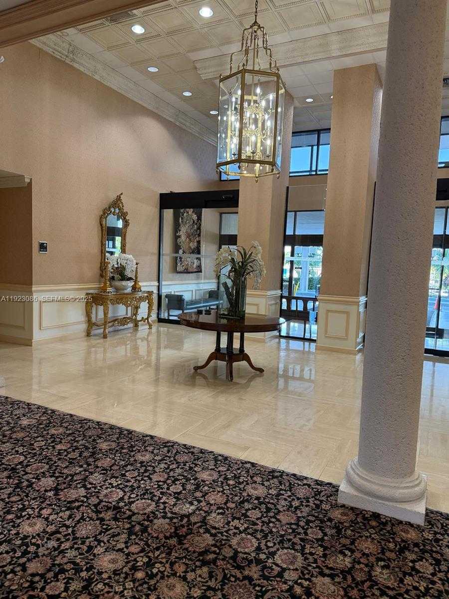 Imagen de Pequeño Objeto