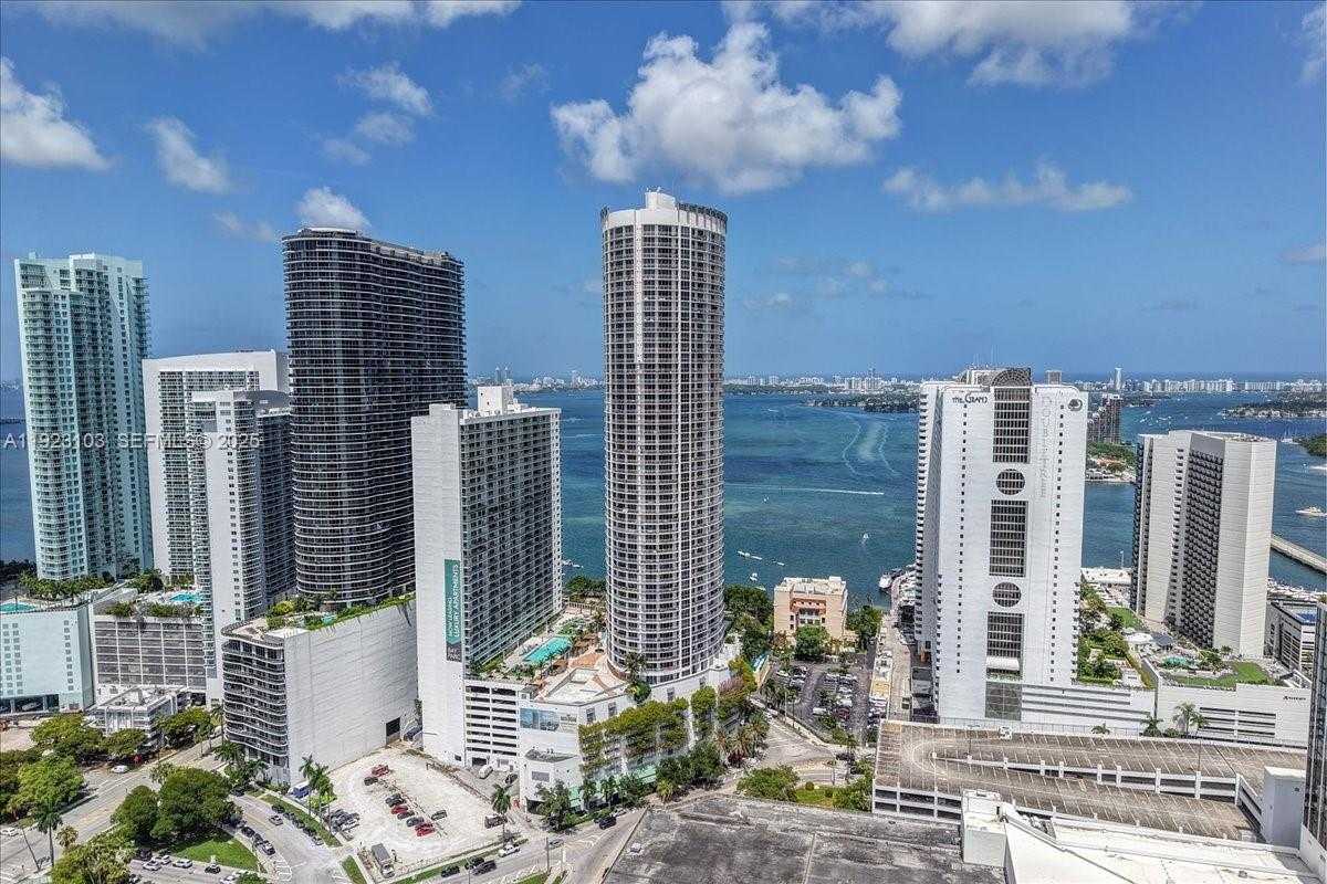 Imagen de Pequeño Objeto