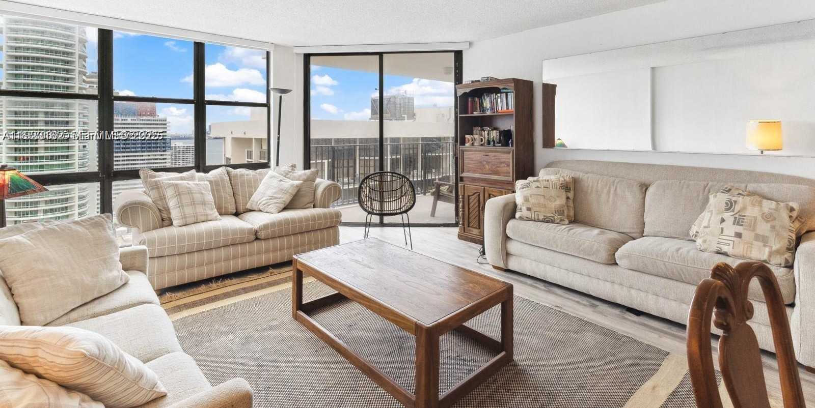 Small Image of 1901 BRICKELL AVE #B2413, Miami Number 3