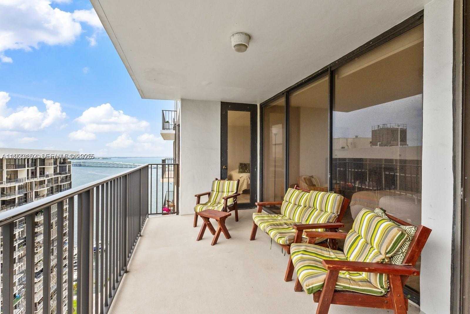 Small Image of 1901 BRICKELL AVE #B2413, Miami Number 8