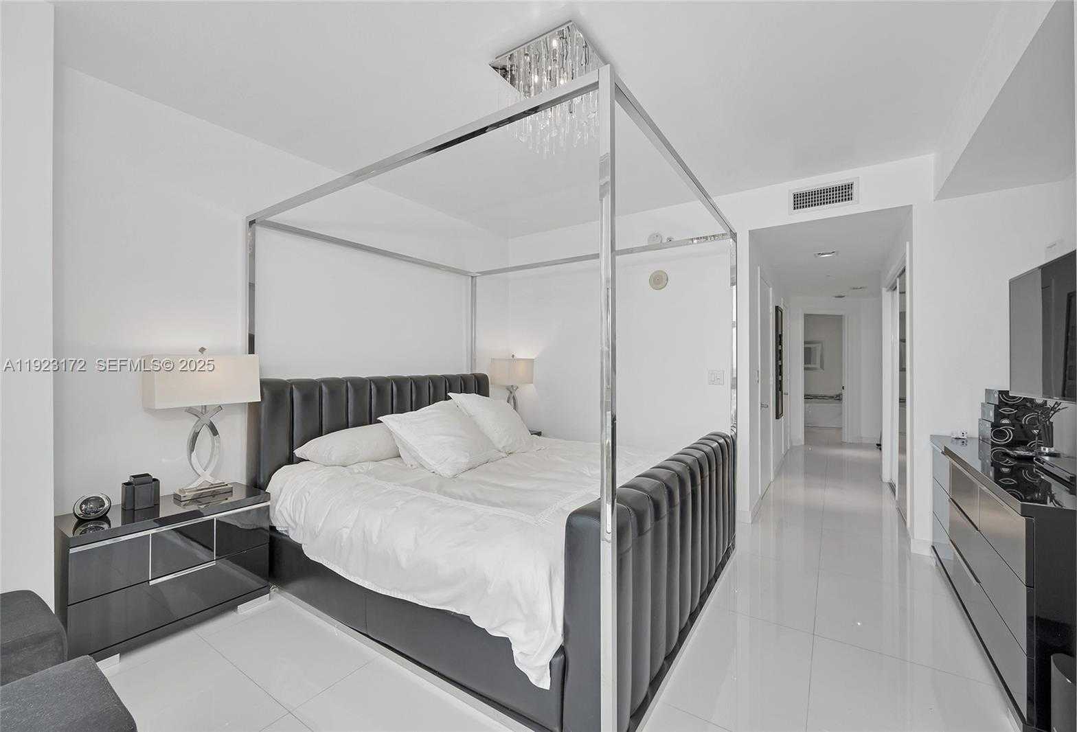 Small Image of 18201 COLLINS AVE #1002, Sunny Isles Beach Number 11