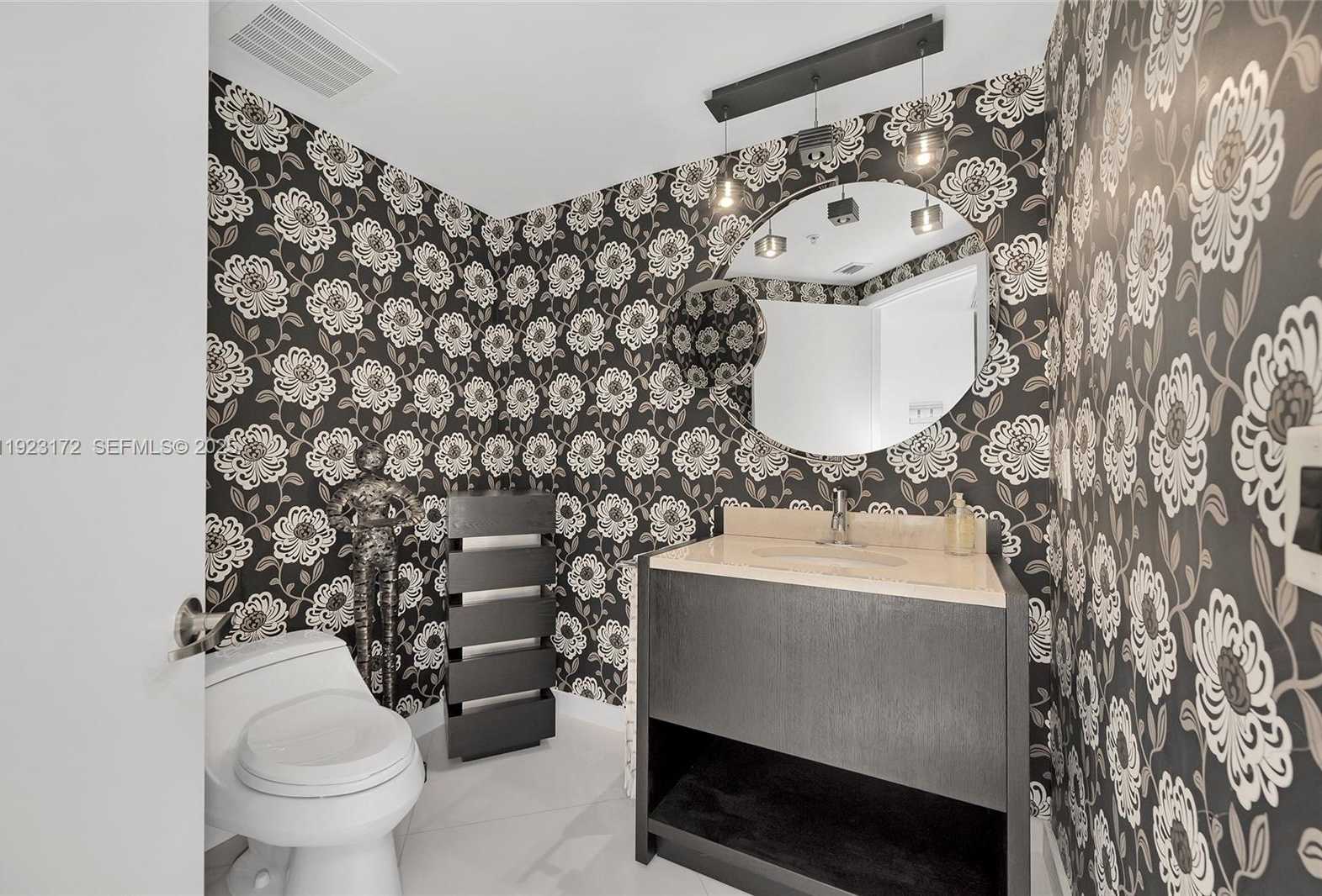 Small Image of 18201 COLLINS AVE #1002, Sunny Isles Beach Number 8