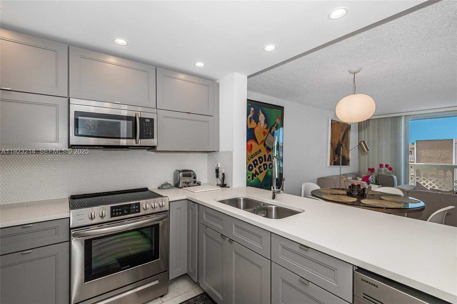 Small Image of 401 NORTH EAST 14TH AVE #705, Hallandale Beach Number 2