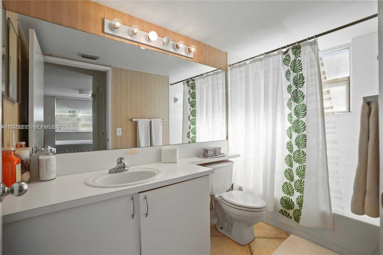 Small Image of 19555 EAST COUNTRY CLUB DR #8502, Aventura Number 11