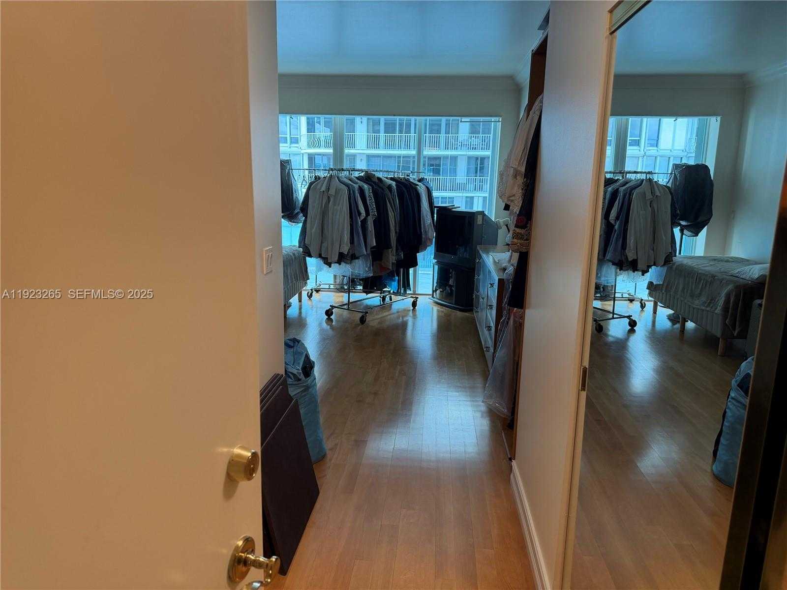 Small Image of 10101 COLLINS AVE #9A, Bal Harbour Number 14