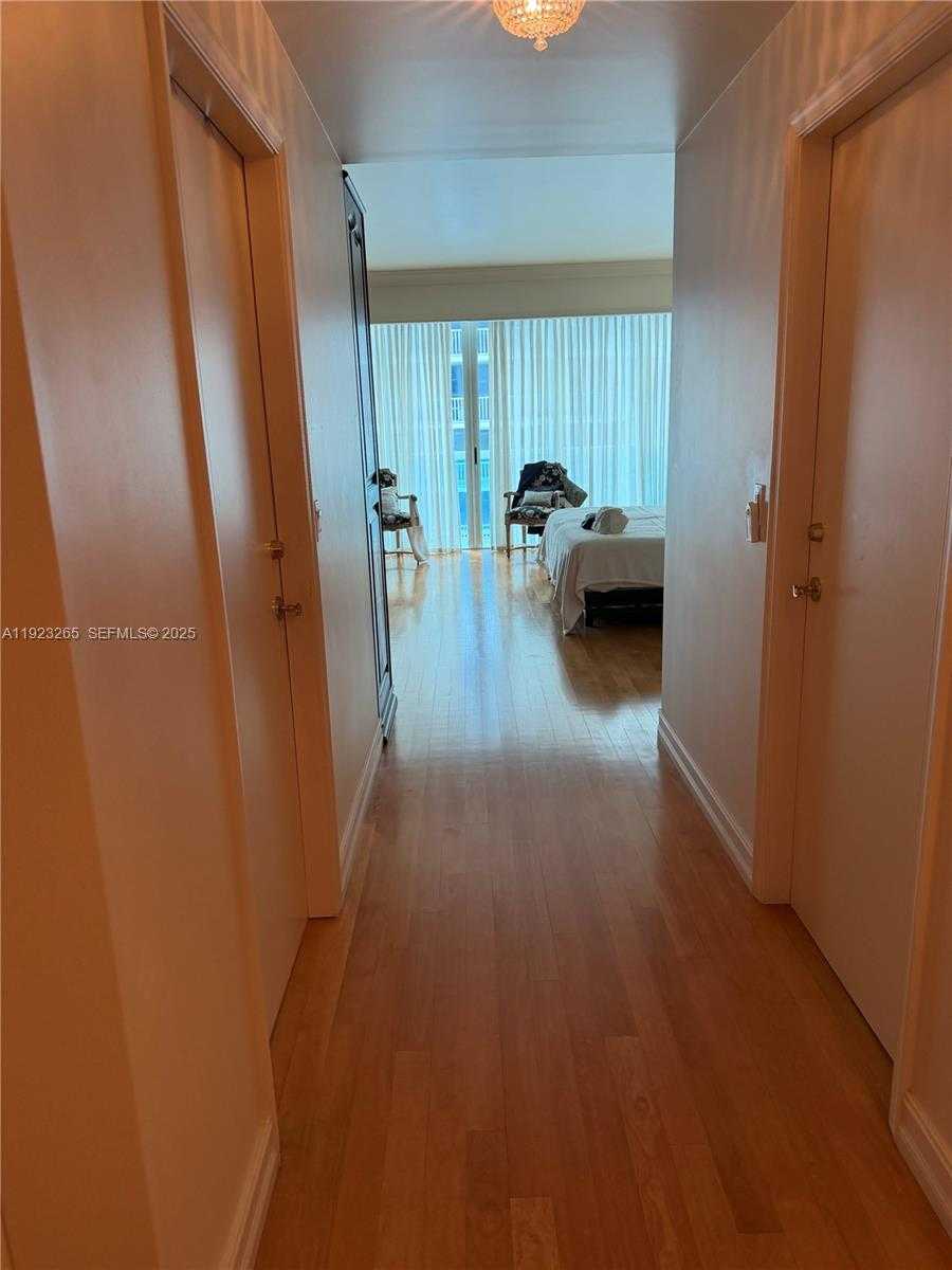 Small Image of 10101 COLLINS AVE #9A, Bal Harbour Number 20