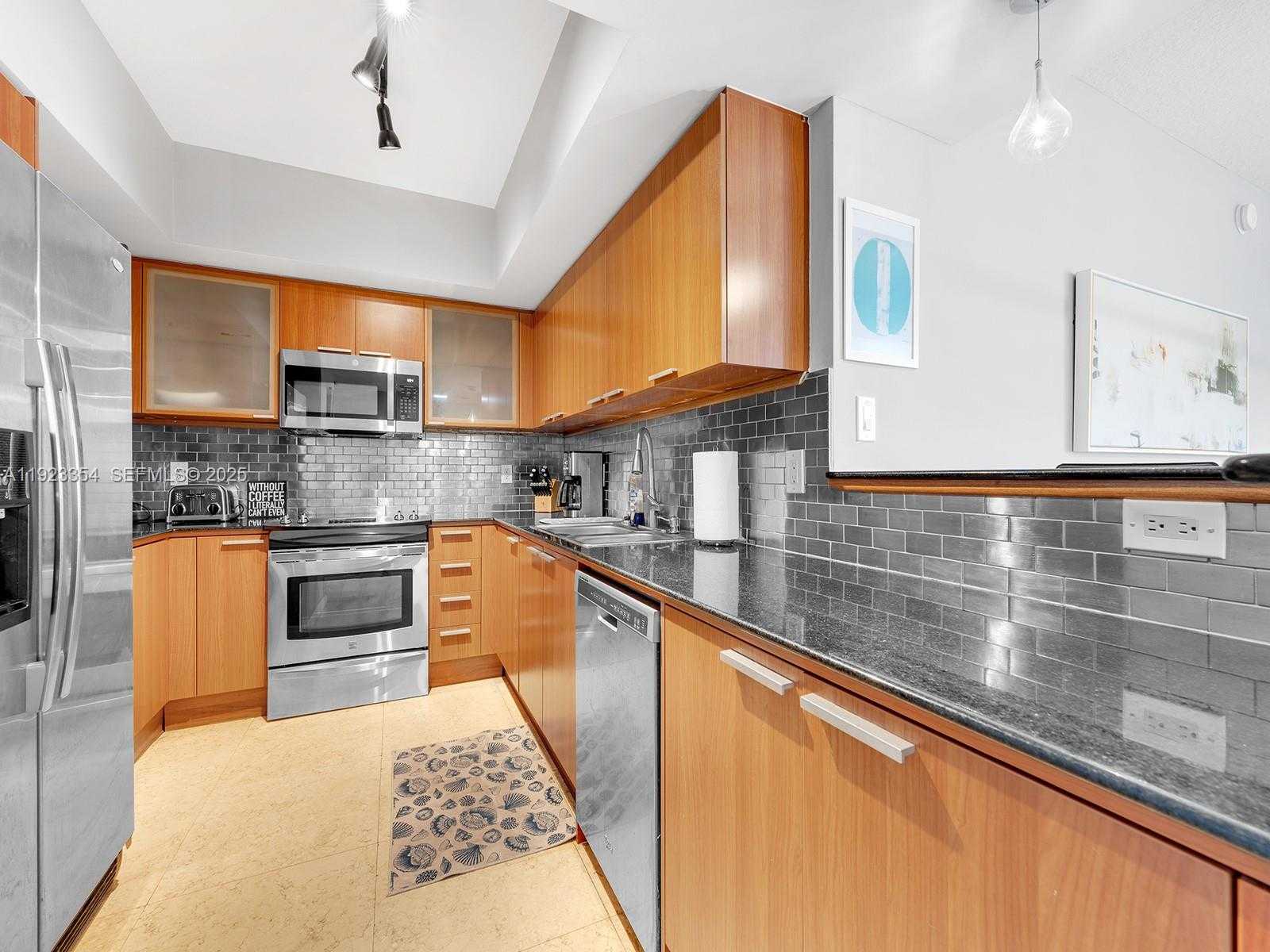 Small Image of 16699 COLLINS AVE #2906, Sunny Isles Beach Number 2