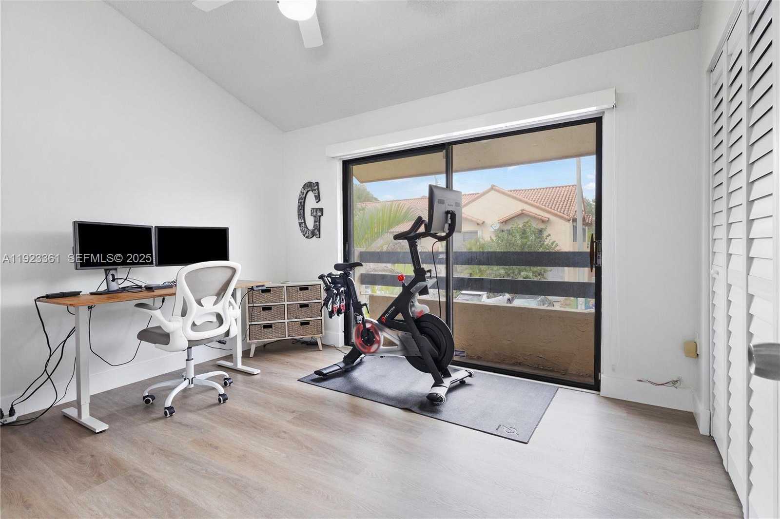 Small Image of 10053 SOUTH WEST 77TH CT, Miami Number 16