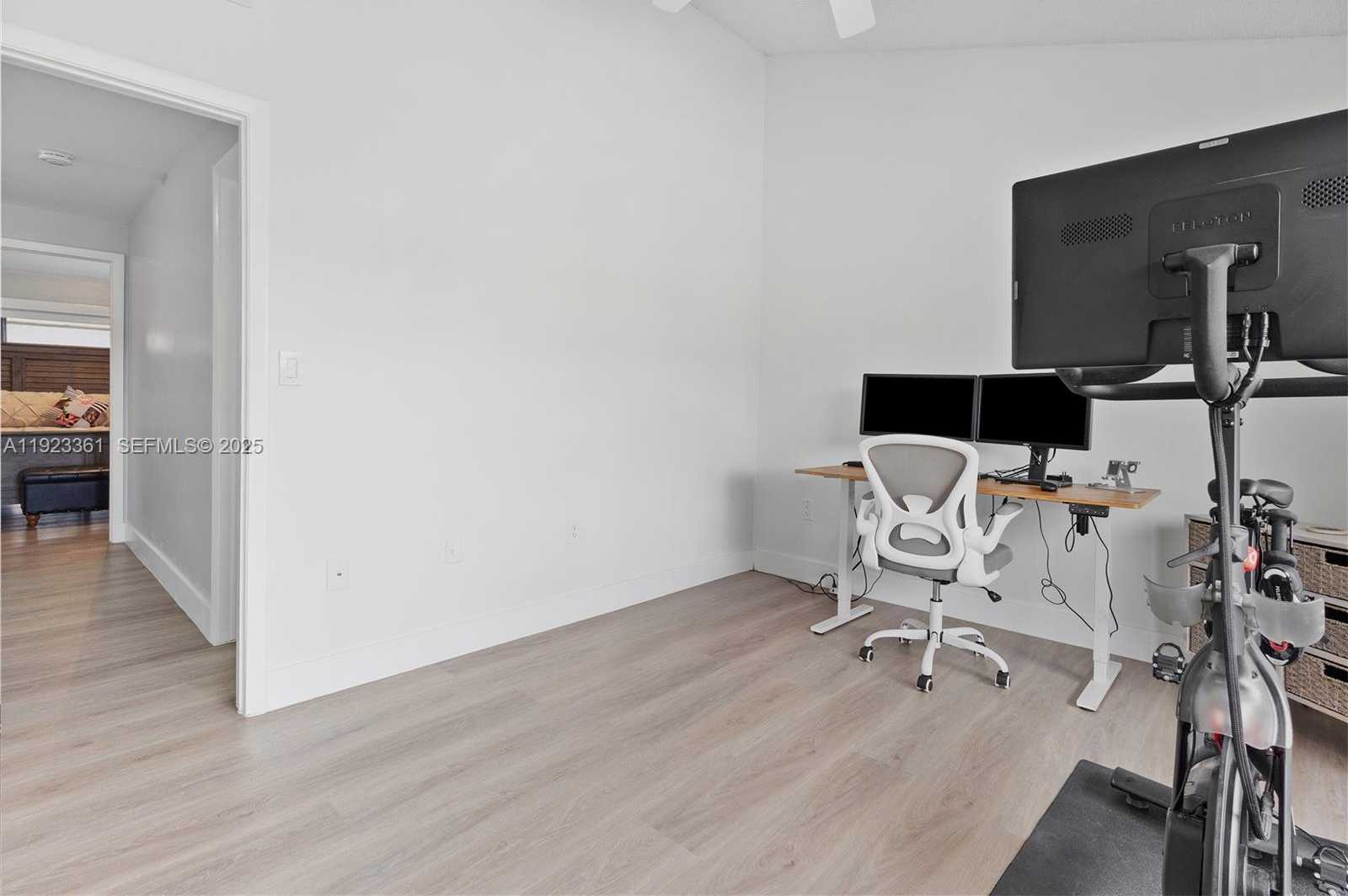 Small Image of 10053 SOUTH WEST 77TH CT, Miami Number 18