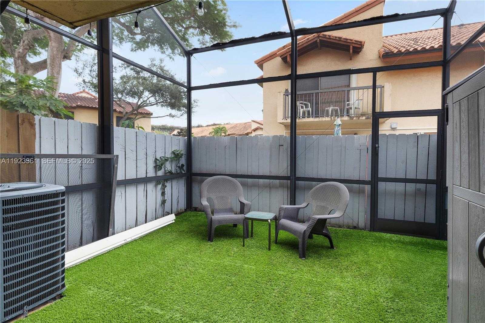 Small Image of 10053 SOUTH WEST 77TH CT, Miami Number 22