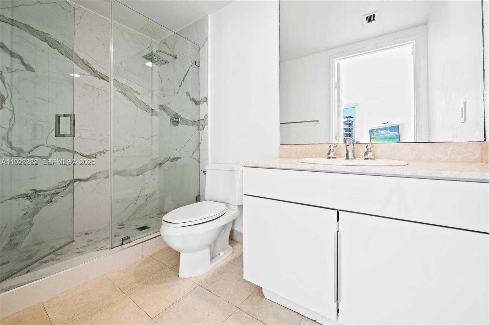 Imagen de Pequeño Objeto