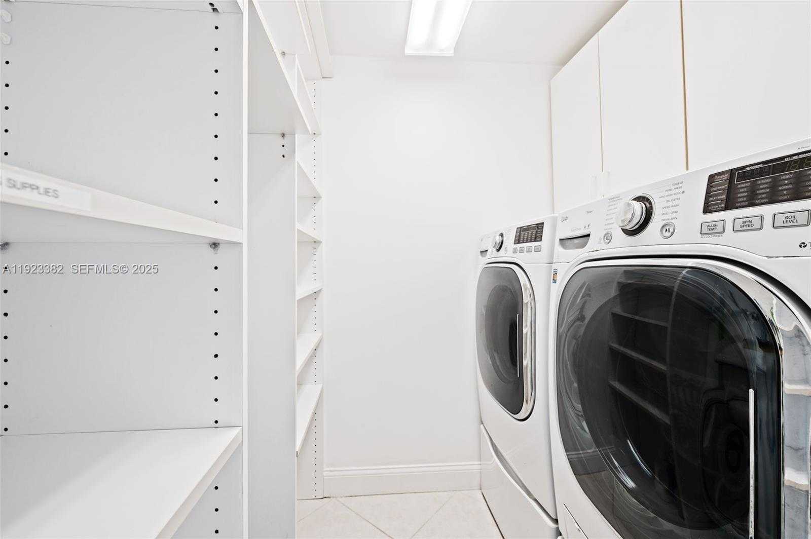 Imagen de Pequeño Objeto