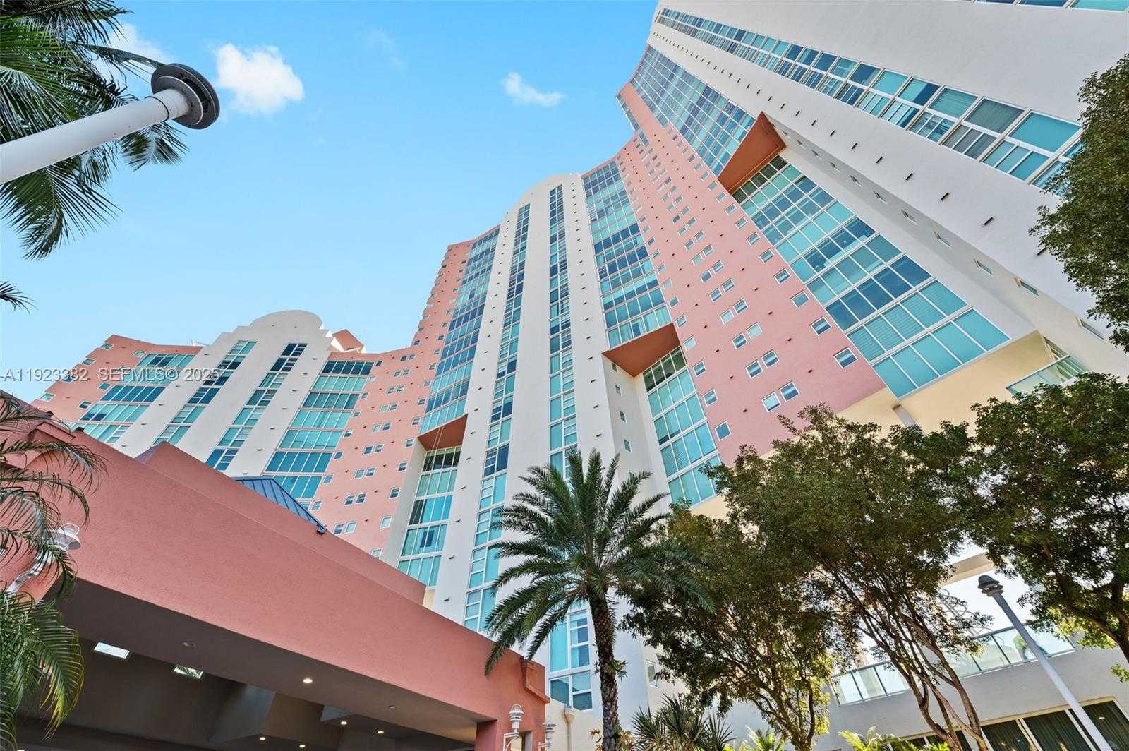 Imagen de Pequeño Objeto