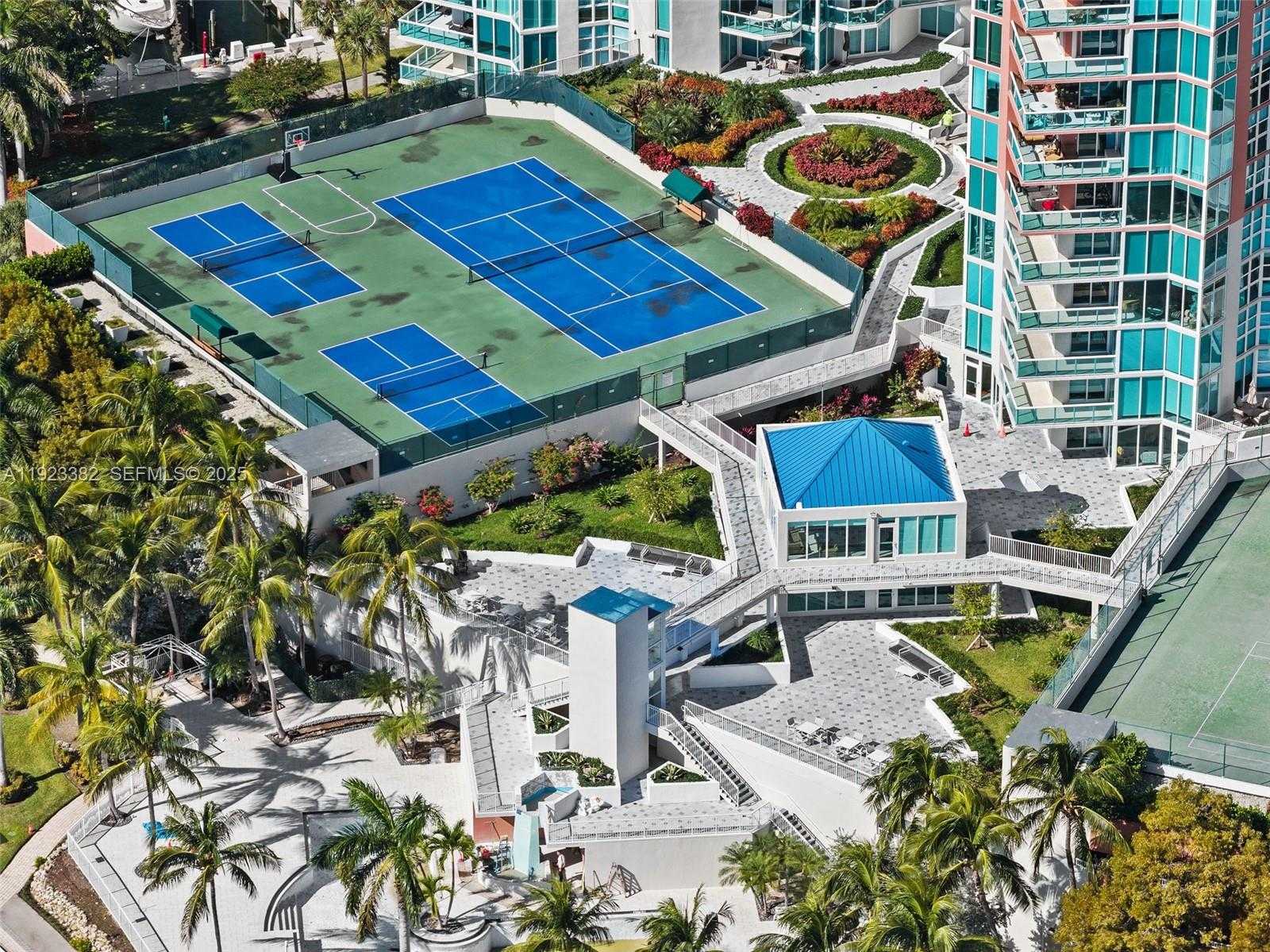 Imagen de Pequeño Objeto