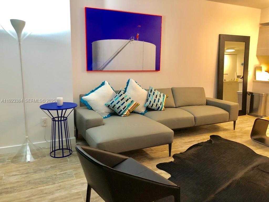 Small Image of 650 NORTH EAST 32ND ST #3005, Miami Number 27