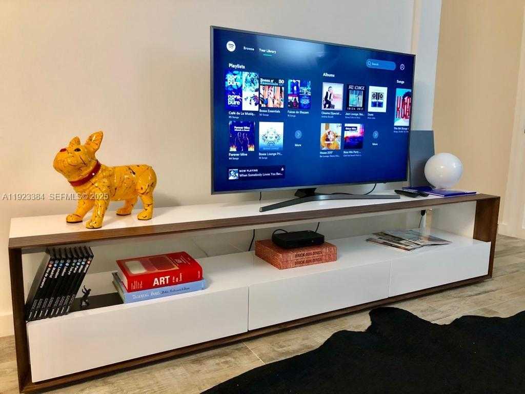 Small Image of 650 NORTH EAST 32ND ST #3005, Miami Number 28