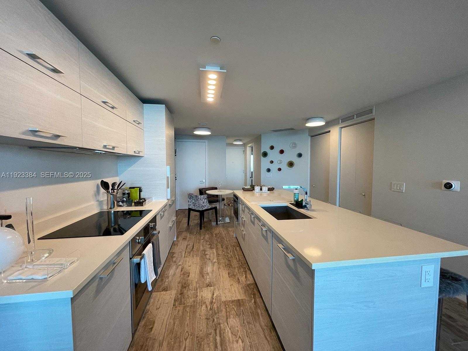 Small Image of 650 NORTH EAST 32ND ST #3005, Miami Number 6